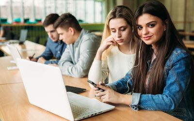 L’enseignement au cœur de la réussite : explorer les fondements et les enjeux de la formation en milieu éducatif